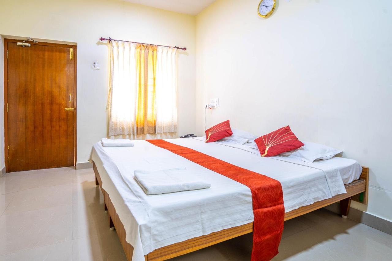 Hotel Tamilnadu - Thirukadaiyur Tirukkadaiyur Экстерьер фото